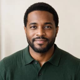 Theo Bennett profile